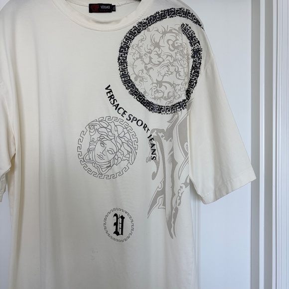 Versace Other - Mens Vintage Genuine VERSACE super quality WHITE Pre-Owned T-Shirt XXL Rare